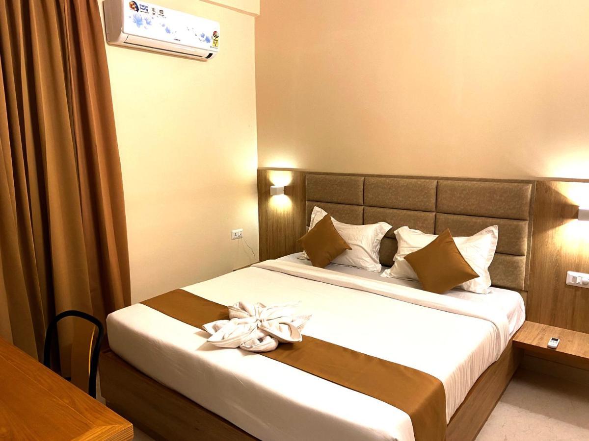 Tag Hotels Irugur Extérieur photo