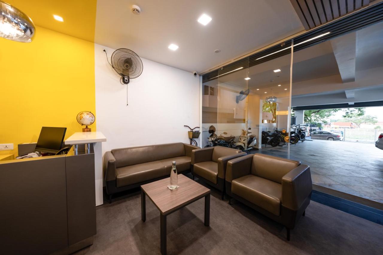 Tag Hotels Irugur Extérieur photo