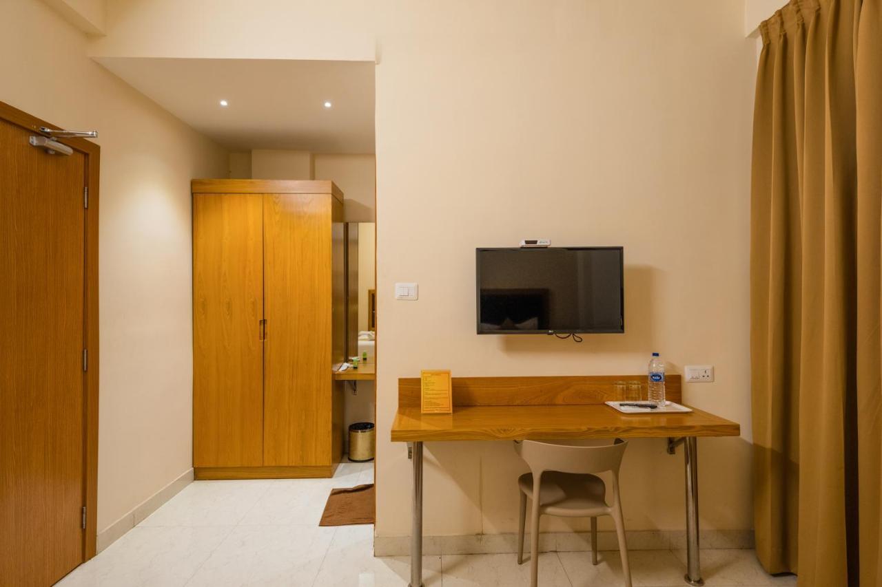Tag Hotels Irugur Extérieur photo
