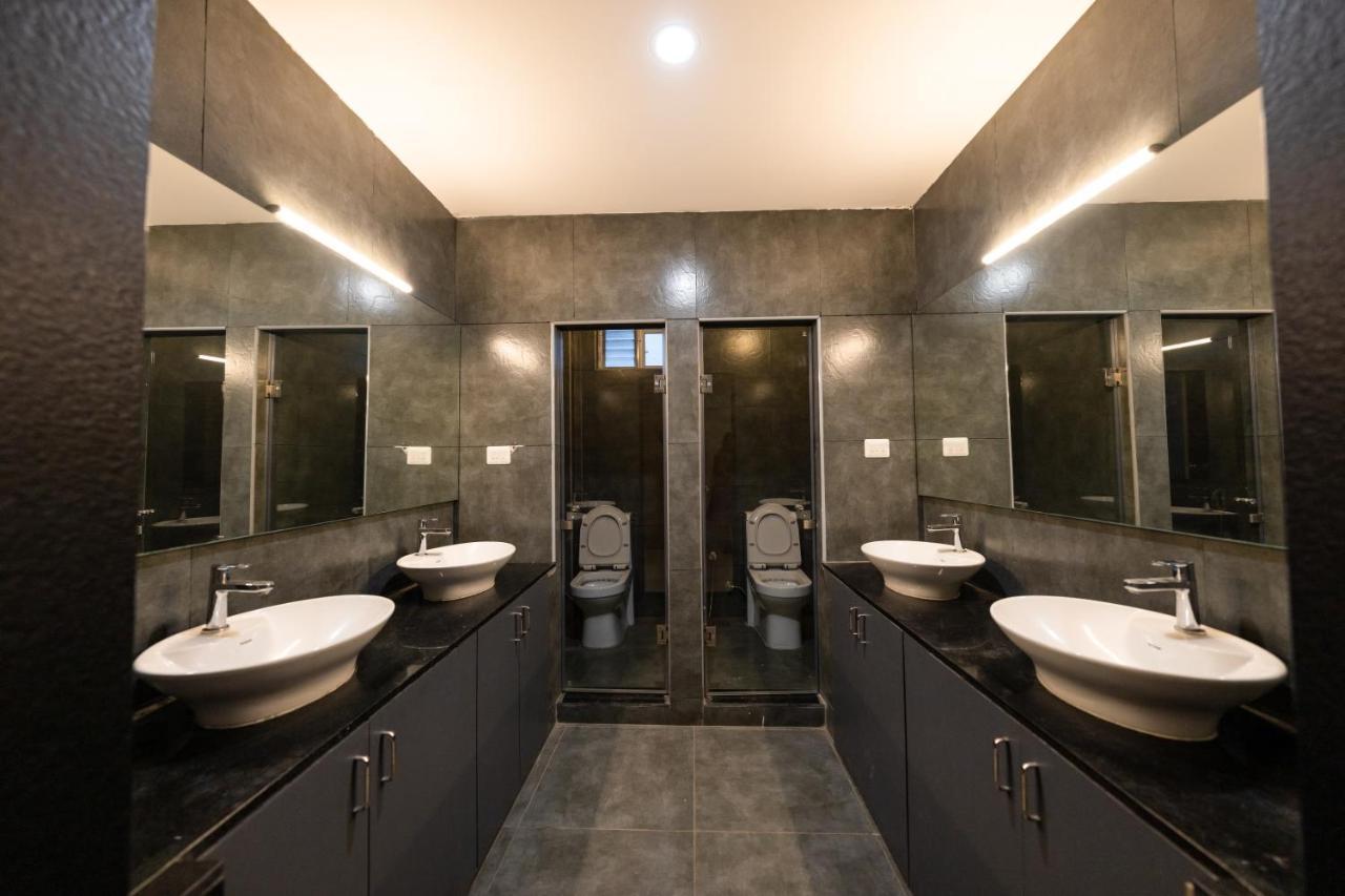 Tag Hotels Irugur Extérieur photo